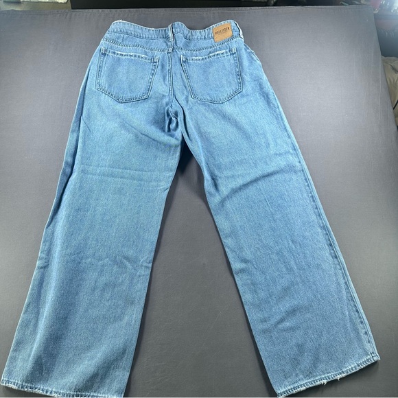 Hollister Low-Rise Medium Wash Baggy Jeans, size 10R, like new condition - Picture 5 of 7